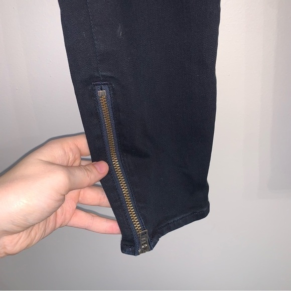 Madewell Skinny Skinny Dark Blue Ankle Zip
Jeans 27 - Picture 8 of 8